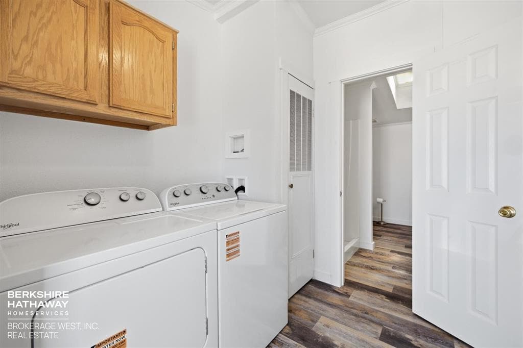 2707 E Avenue — photo 8 of 25
