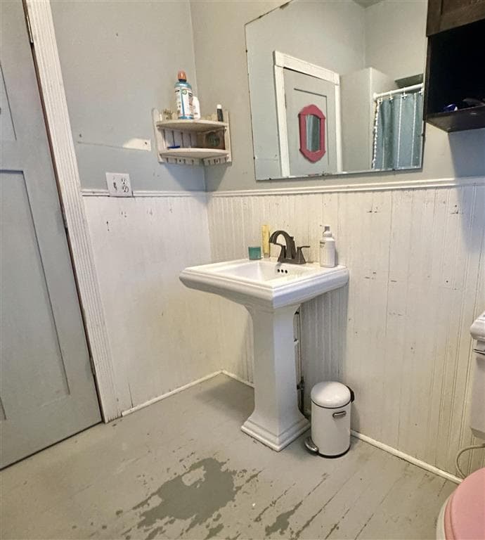 1009 Coburn Ave — photo 13 of 25