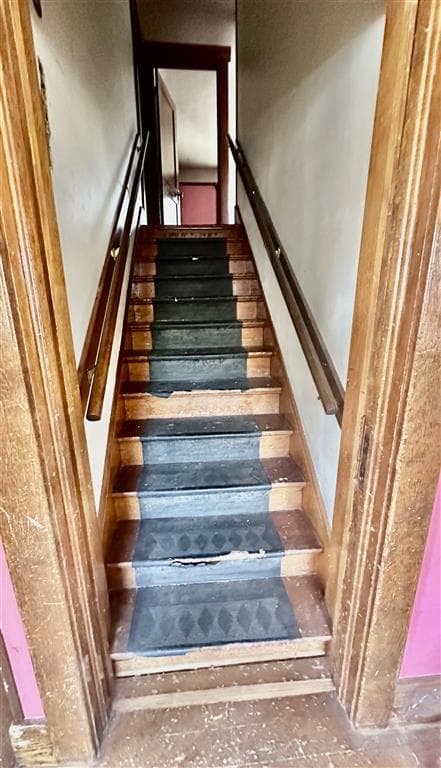 1009 Coburn Ave — photo 17 of 25