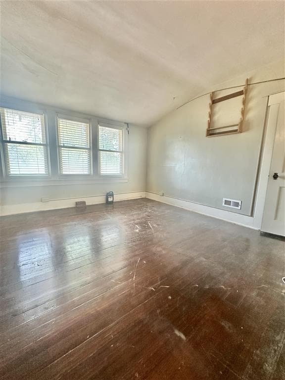 1009 Coburn Ave — photo 19 of 25