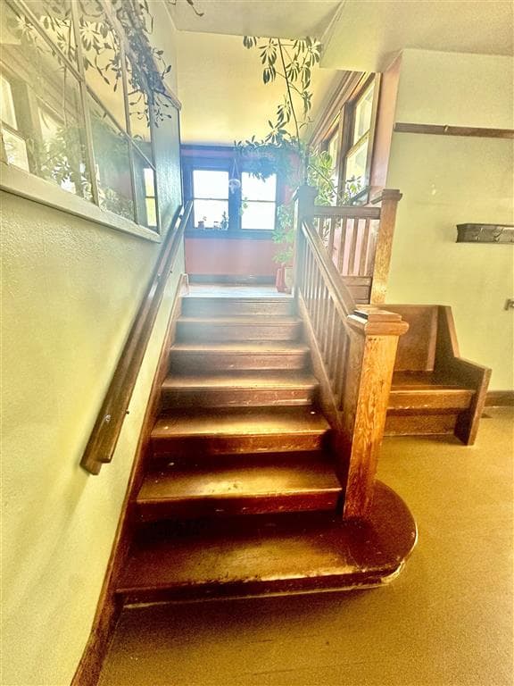 1009 Coburn Ave — photo 7 of 25