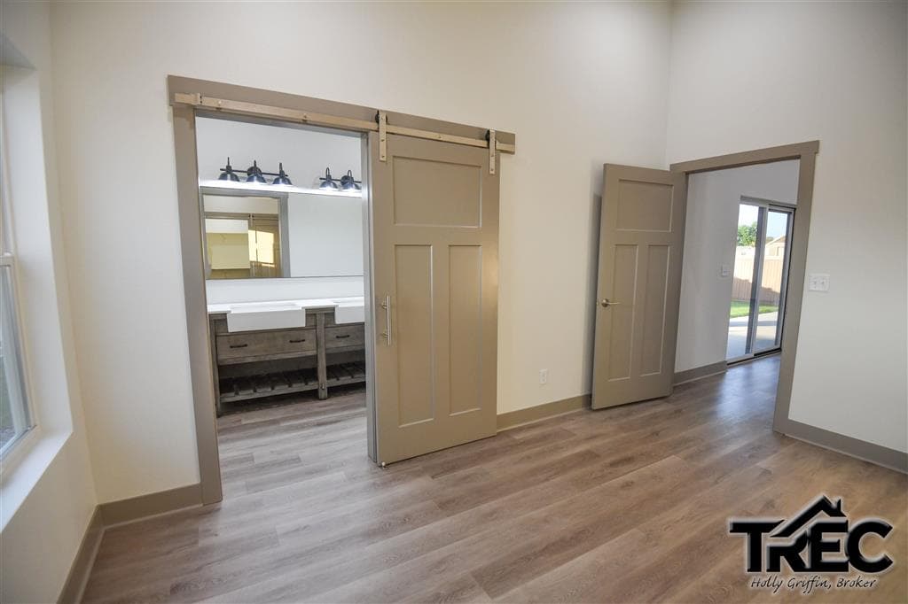 295 Cullman Dr — photo 16 of 25