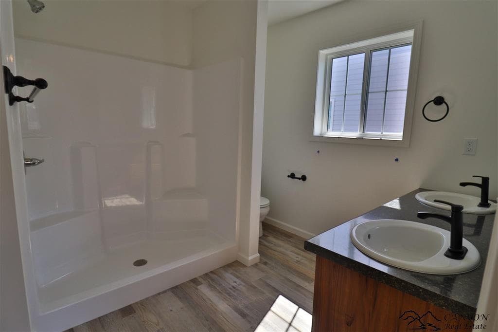 1193 Van Pl — photo 20 of 23