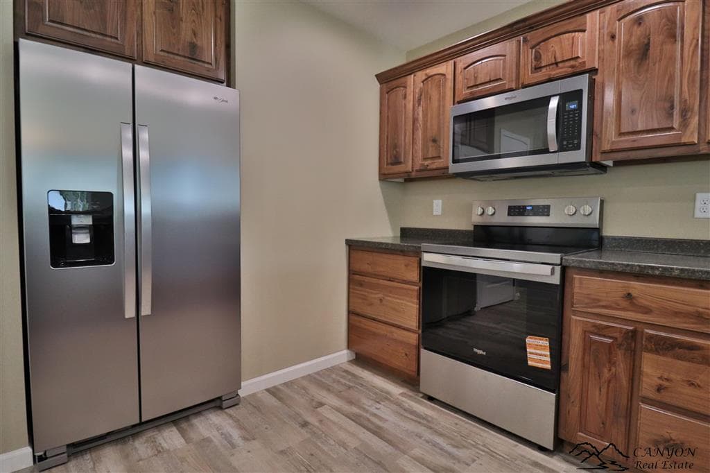 1193 Van Pl — photo 9 of 23