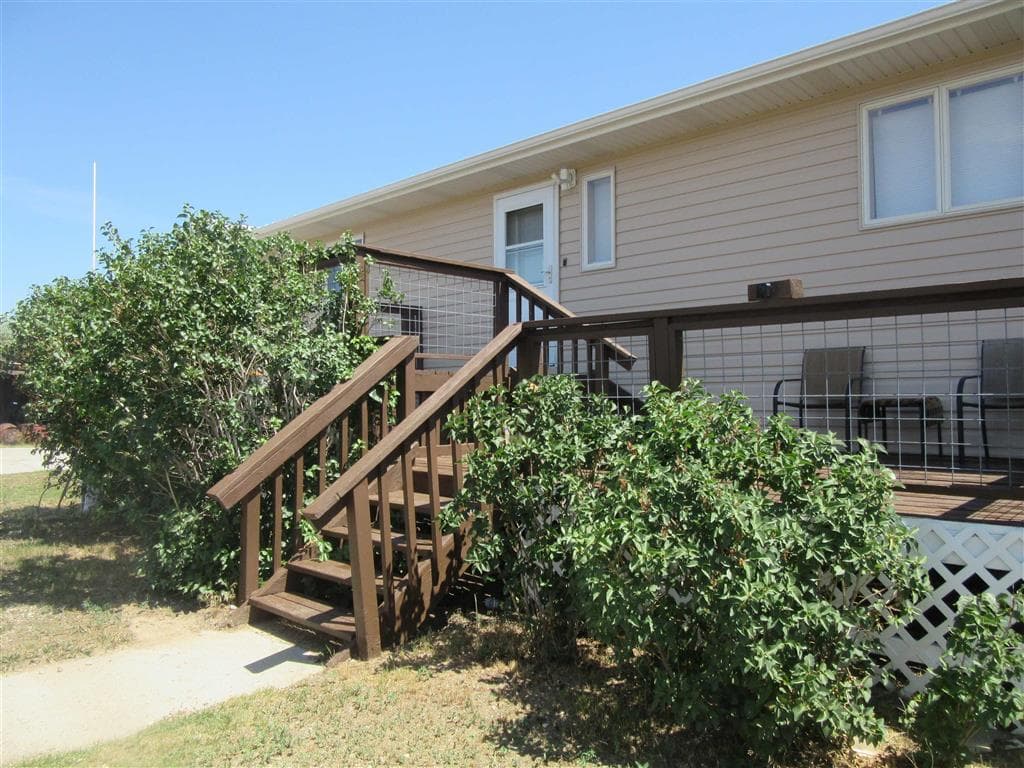 28 Mustang Ln — photo 4 of 25