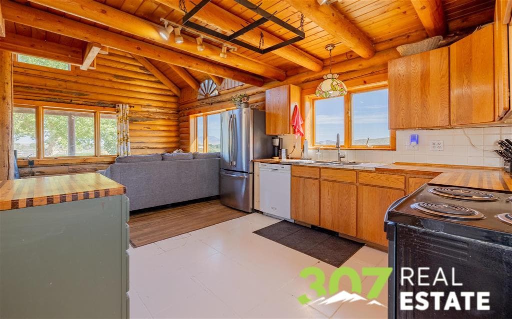 1198 Road 15 — photo 11 of 25