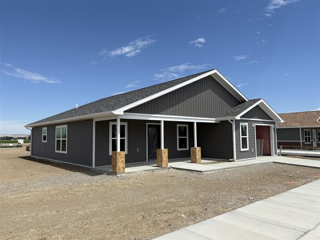263 Cypress Dr — photo 3 of 5