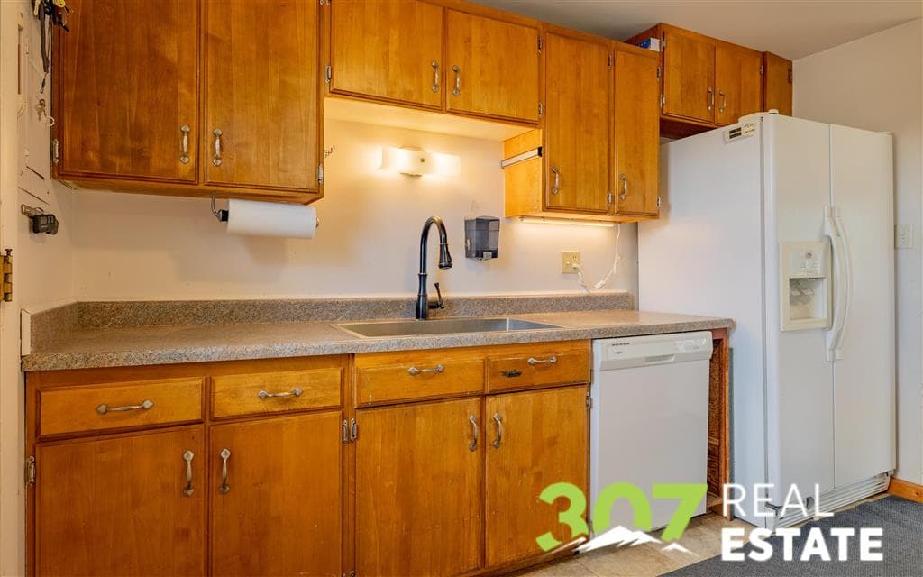 2619 Cowgill Rd — photo 11 of 25