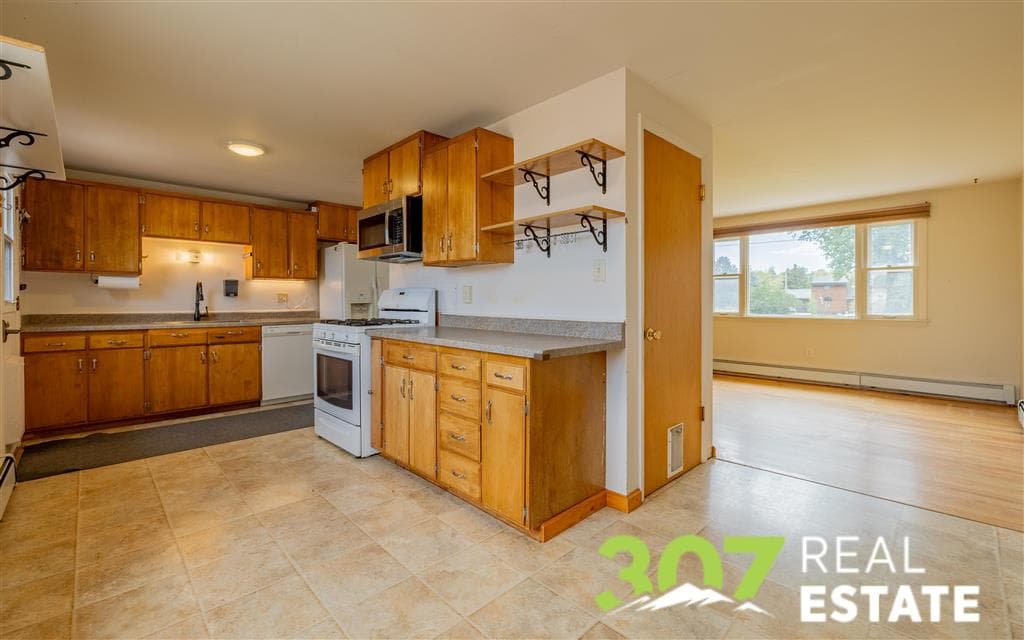 2619 Cowgill Rd — photo 5 of 25