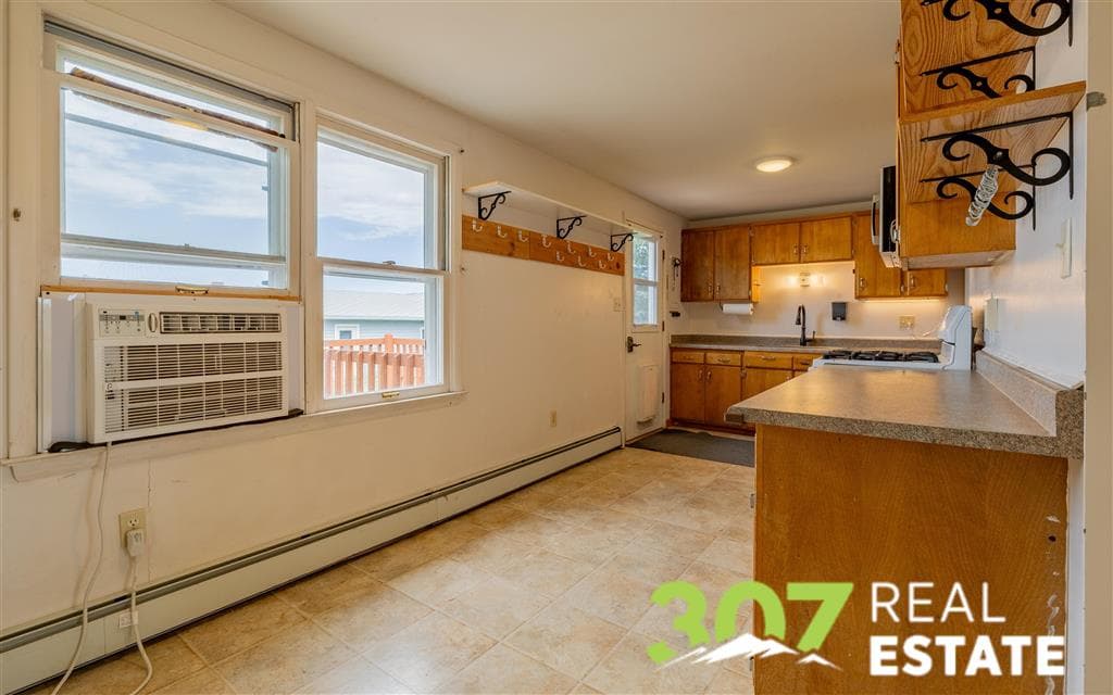 2619 Cowgill Rd — photo 8 of 25