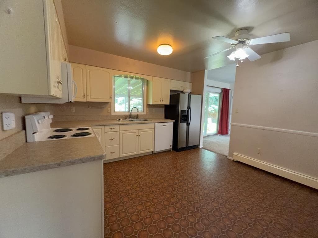 1025 Aspen Dr — photo 4 of 16