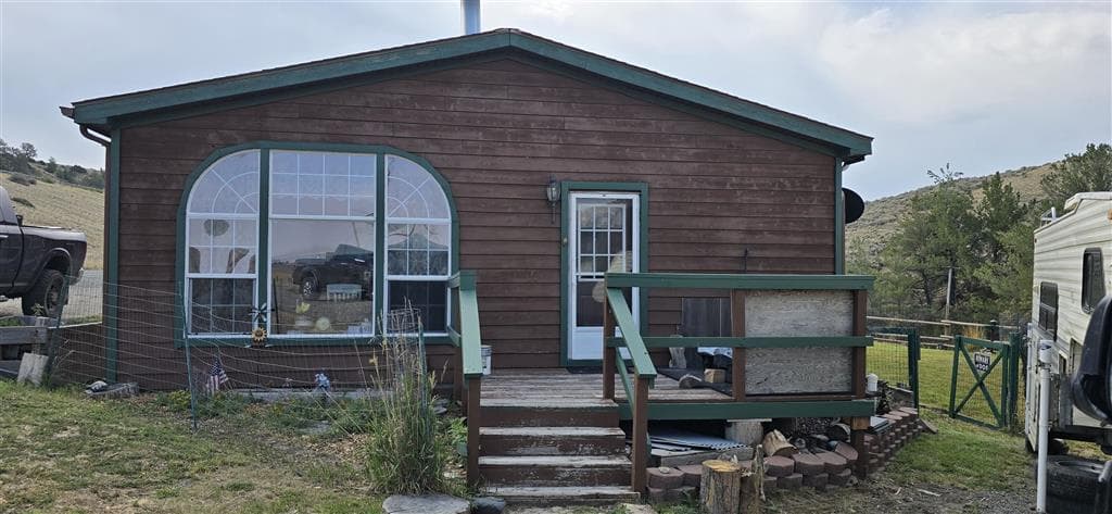 19 Coach Rd — photo 2 of 25