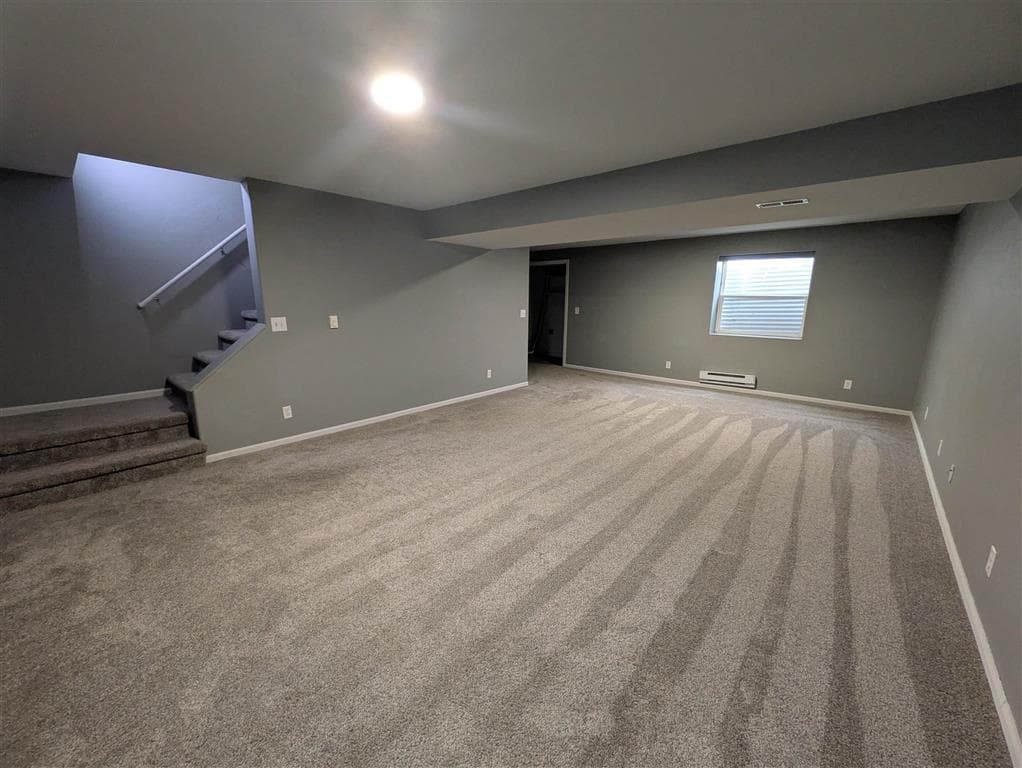 691 Oakwood Dr — photo 17 of 25