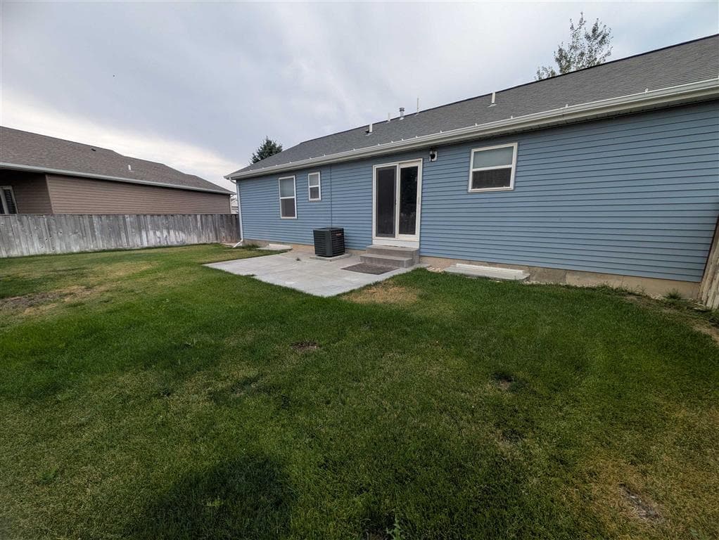 691 Oakwood Dr — photo 24 of 25