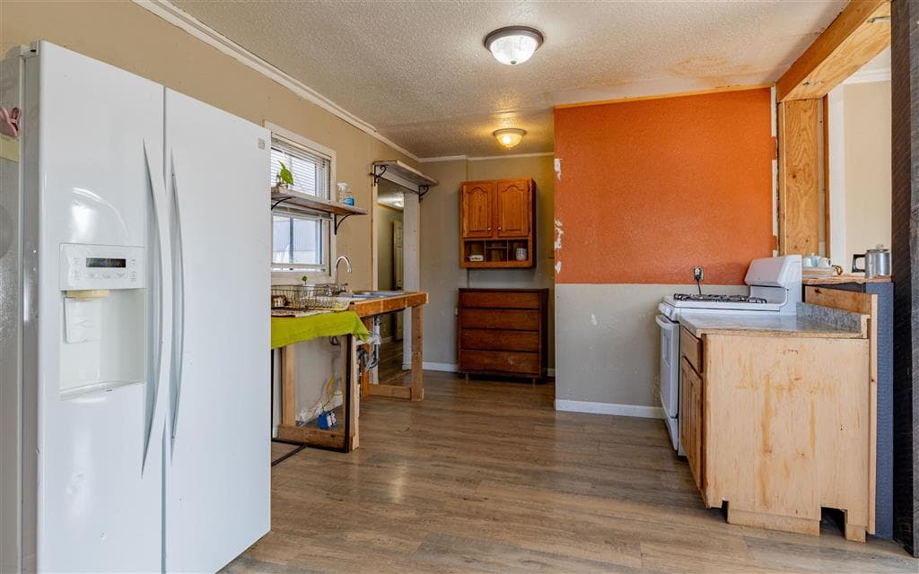 205 Oregon Ave — photo 14 of 25