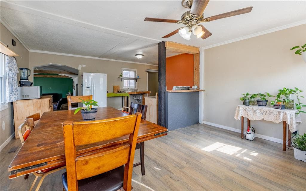 205 Oregon Ave — photo 16 of 25