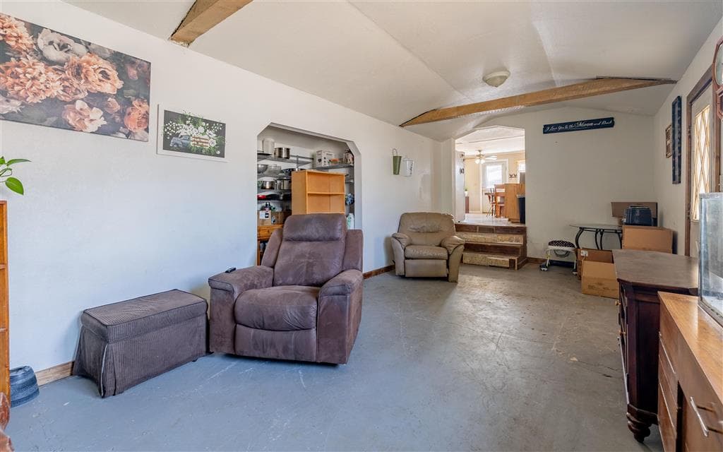 205 Oregon Ave — photo 18 of 25