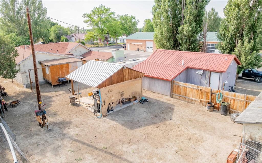 205 Oregon Ave — photo 25 of 25