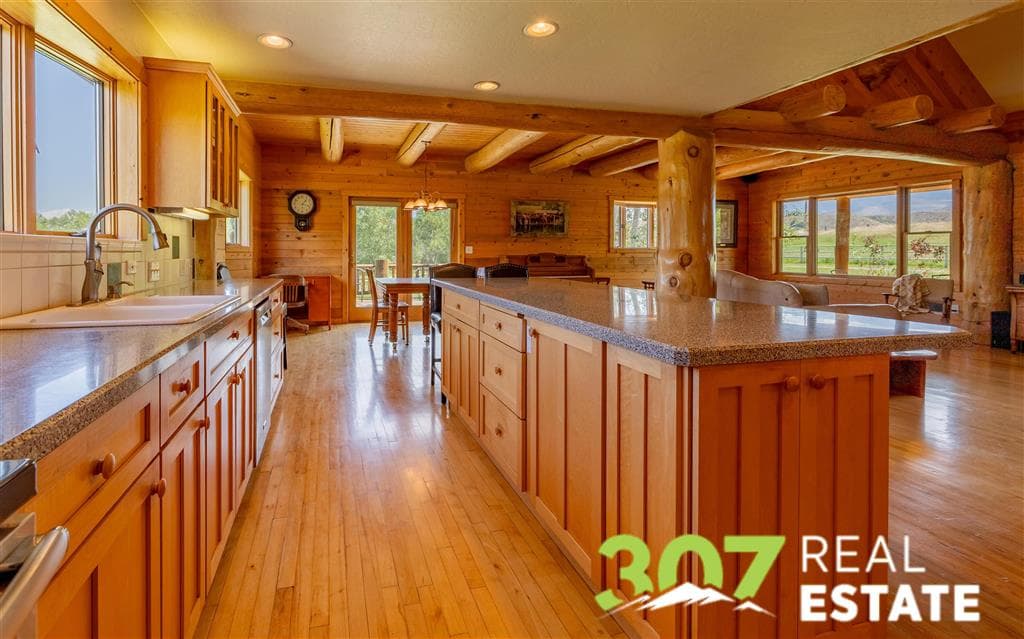 47 Whitney Dr — photo 20 of 25