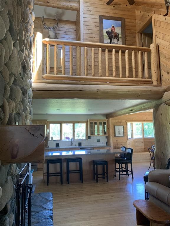 47 Whitney Dr — photo 6 of 25