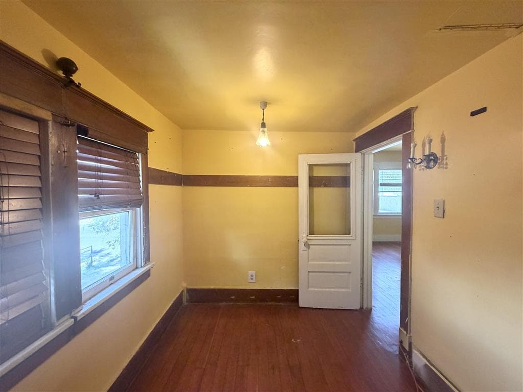 326 Oregon Ave — photo 16 of 23