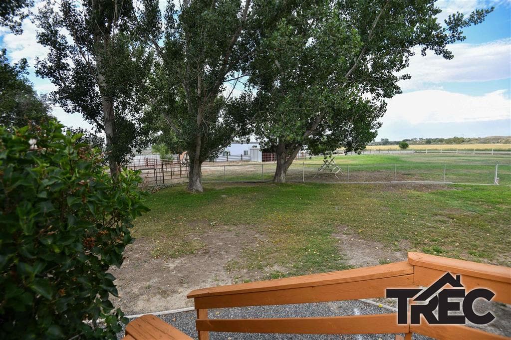 1040 Road 1 — photo 12 of 25