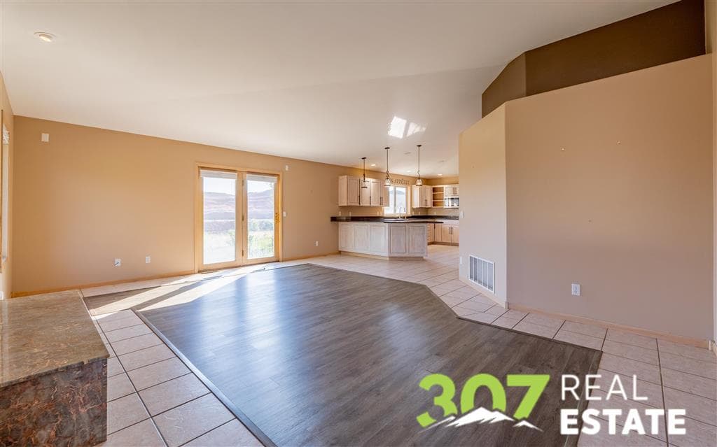220 S Chugwater Dr — photo 19 of 25