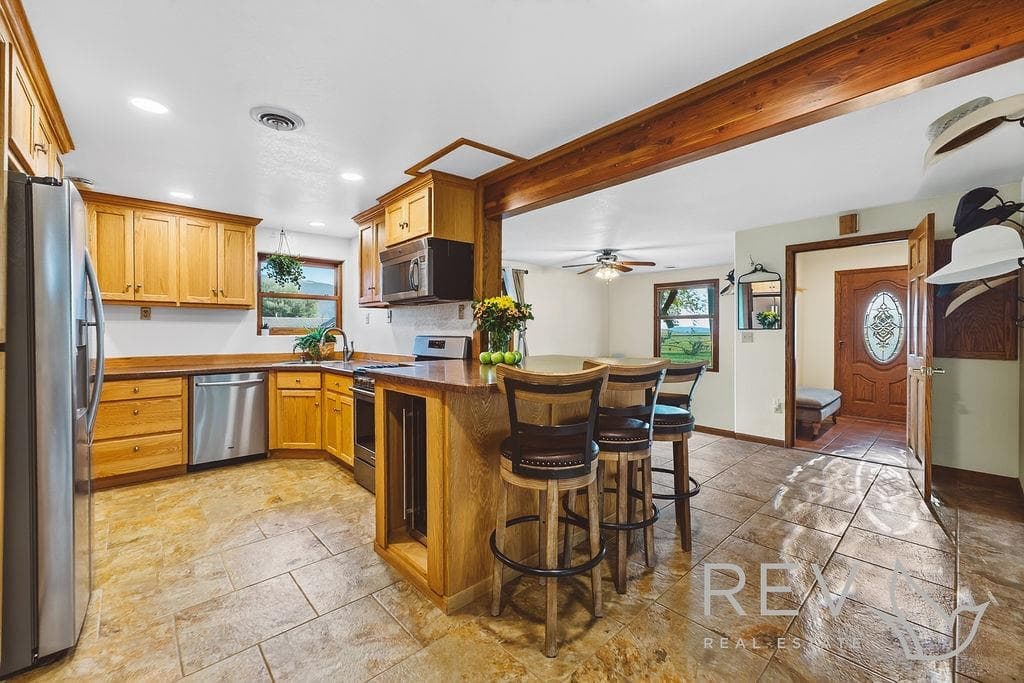 745 Southfork Rd — photo 11 of 25