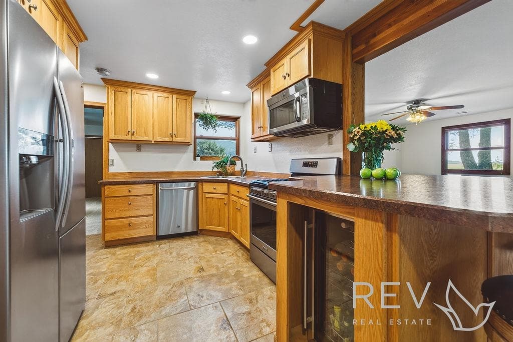 745 Southfork Rd — photo 13 of 25