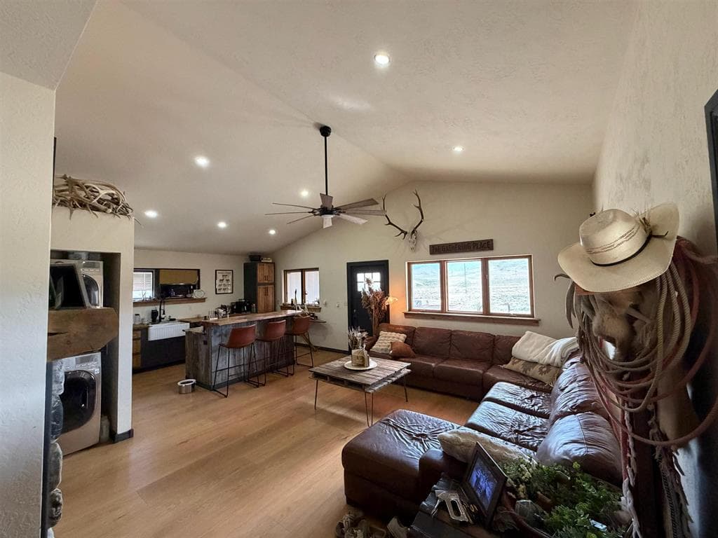 106 Bennett Creek Rd — photo 2 of 25