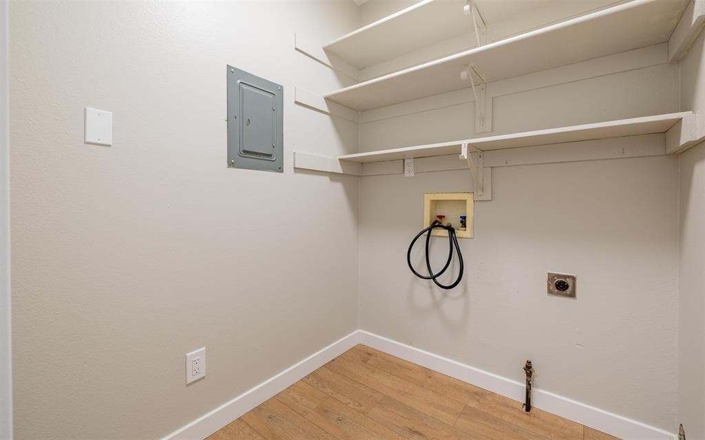 912 E Madison St — photo 19 of 25