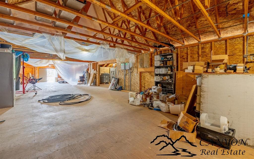 286 S Douglas St — photo 19 of 25