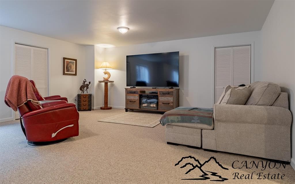 2307 Cougar Ave — photo 20 of 25