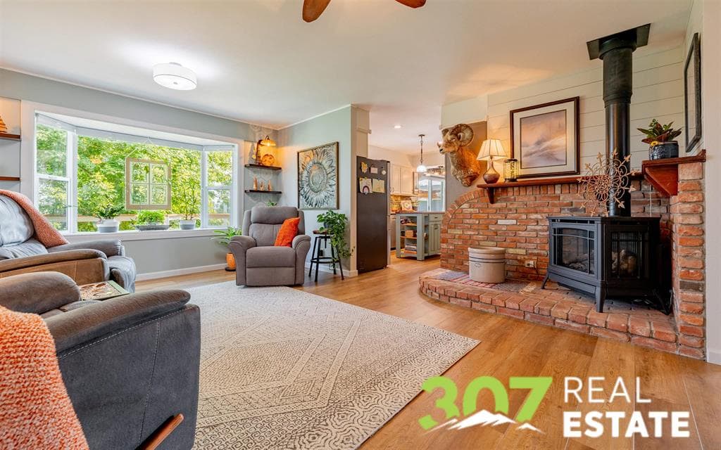 853 Riverside Ave — photo 17 of 25
