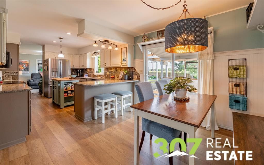 853 Riverside Ave — photo 7 of 25