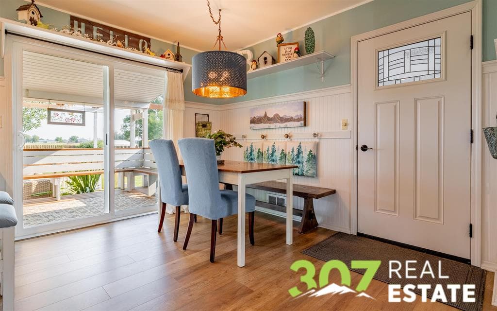 853 Riverside Ave — photo 8 of 25