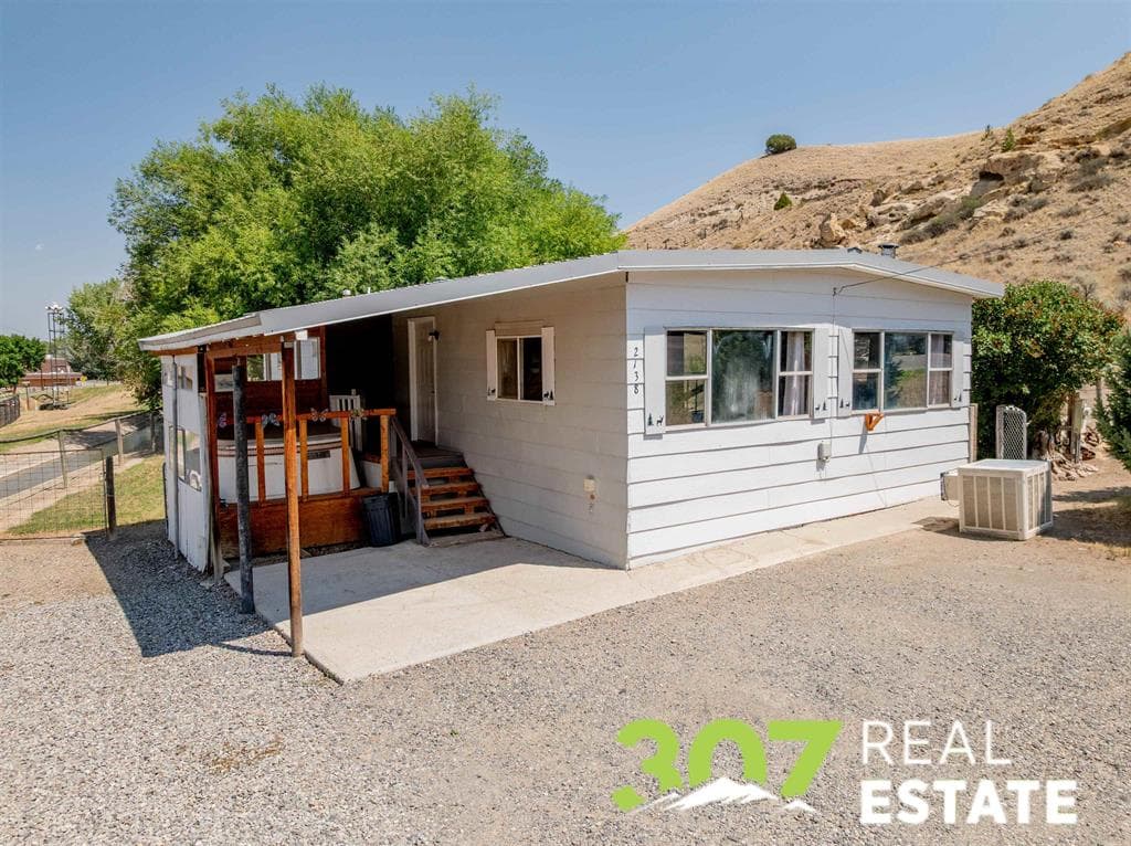 2138 Nevada St — photo 2 of 25