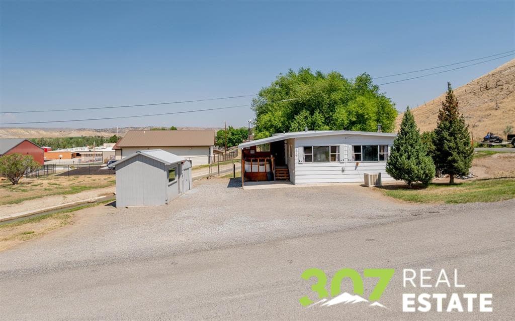 2138 Nevada St — photo 4 of 25