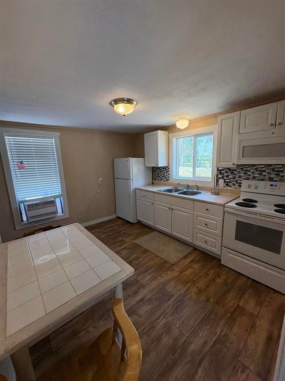 1176 East Rd — photo 4 of 13