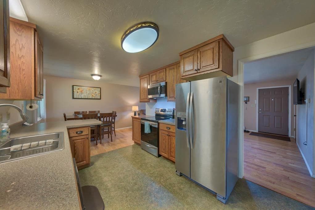 1302 Stampede Ave — photo 10 of 25