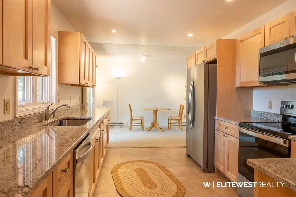 1100 Crandall Dr — photo 13 of 25