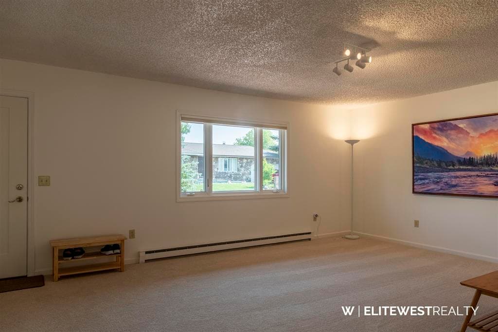 1100 Crandall Dr — photo 18 of 25