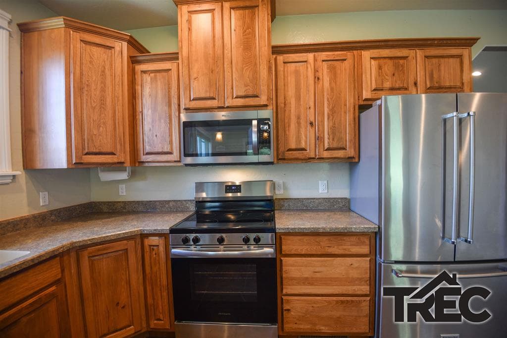 155 N 1st St W — photo 11 of 25