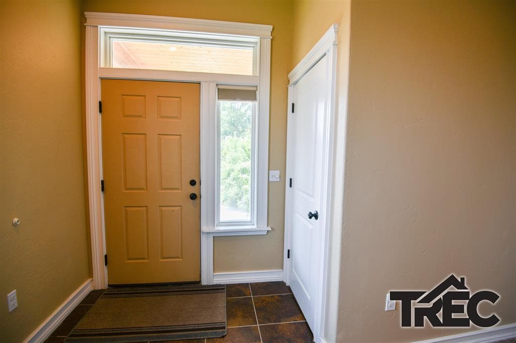 155 N 1st St W — photo 4 of 25