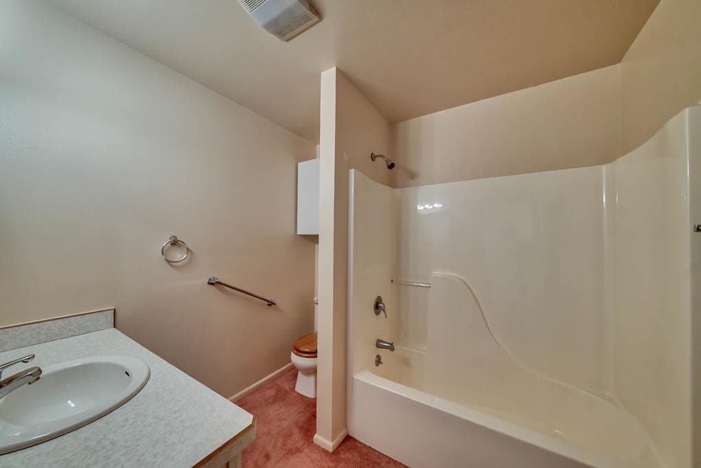 925 River View Dr — photo 16 of 25
