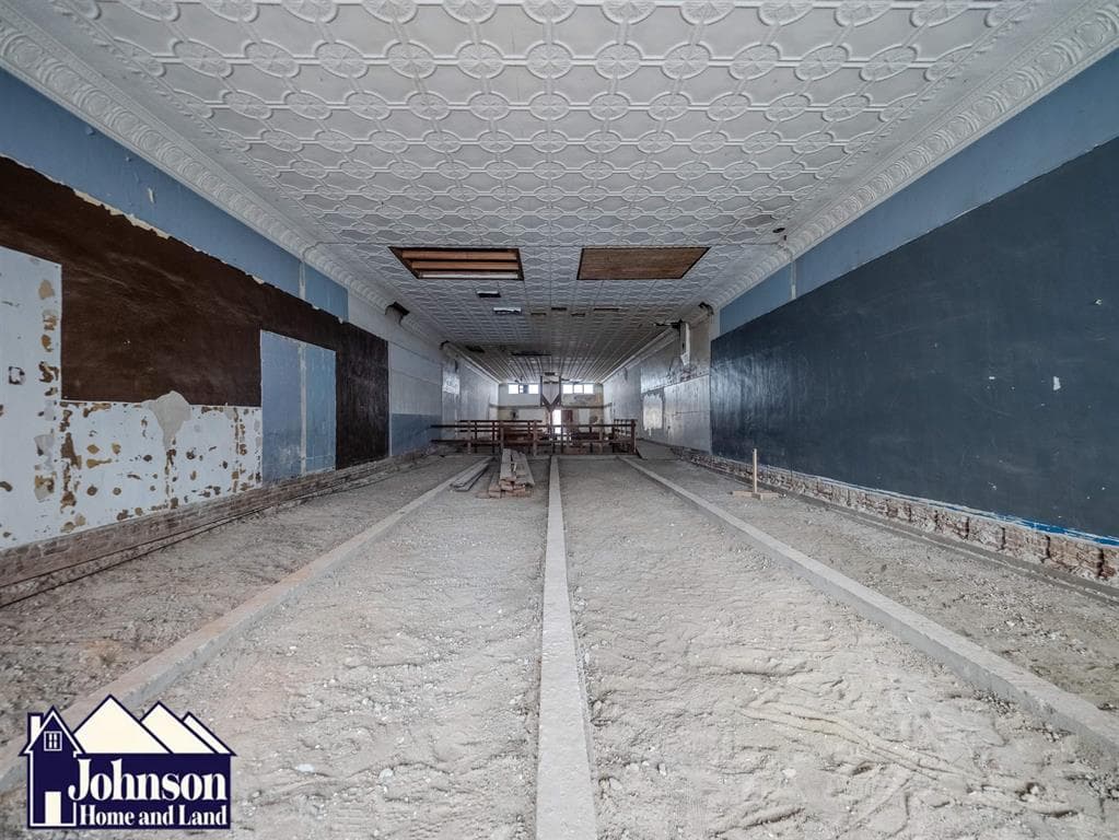115 N Bent St — photo 2 of 25