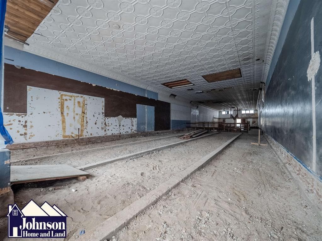 115 N Bent St — photo 4 of 25