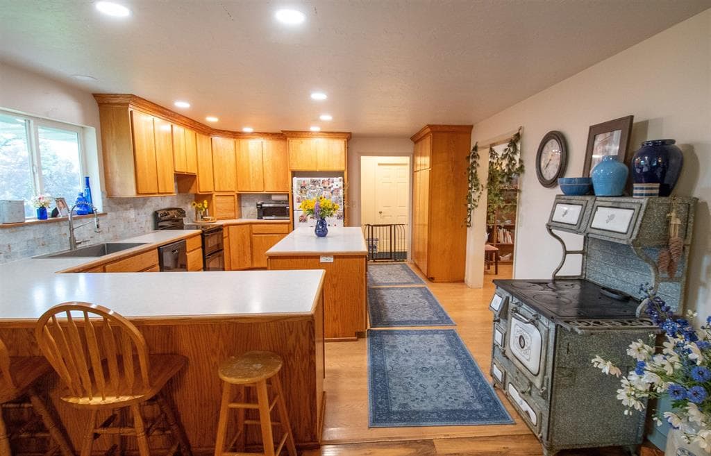2270 N Hwy 30 — photo 8 of 16
