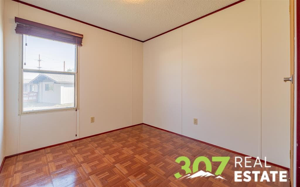 2811 Bakken Ave — photo 16 of 25
