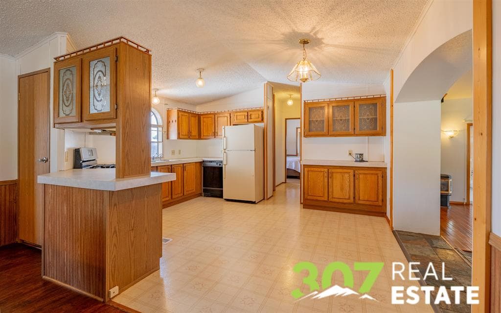 2811 Bakken Ave — photo 7 of 25